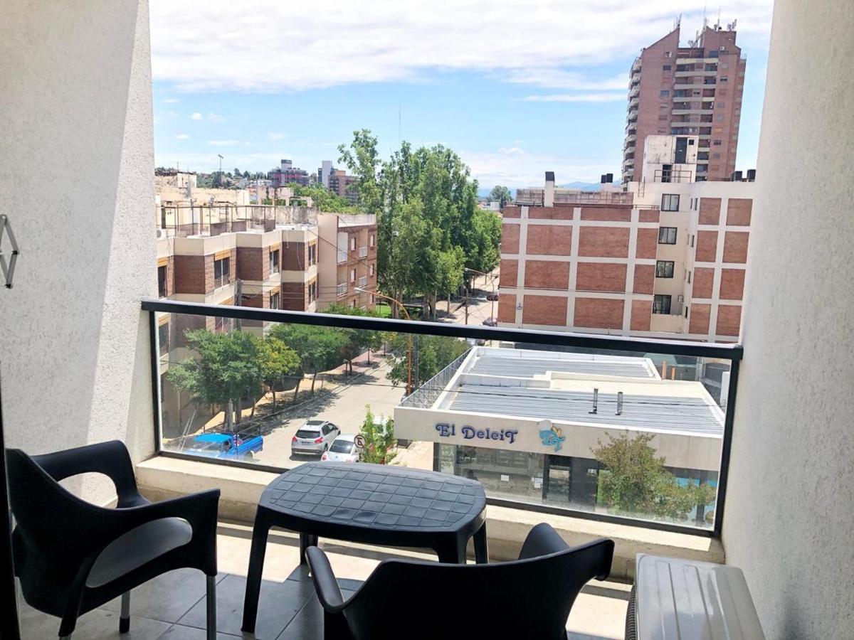 Paseo Quattro Apartamento *